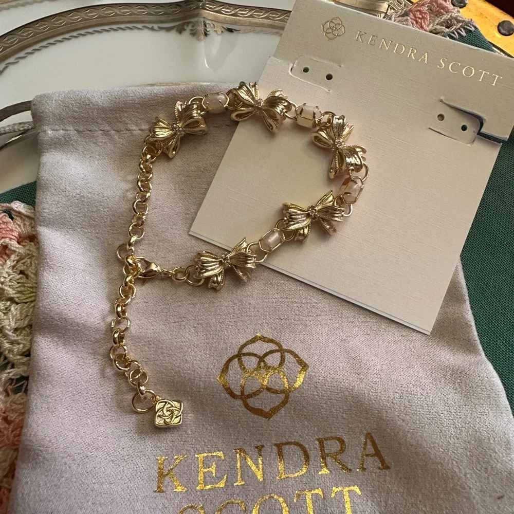 Kendra Scott x LoveShackFancy Bow Gold Delicate Chain Bracelet NEW‎